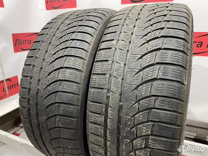 Nokian Tyres WR A4 215/45 R17