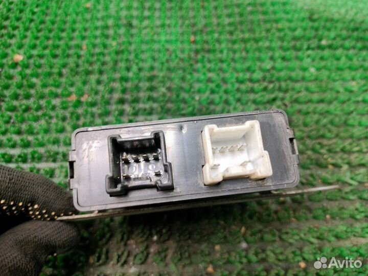 Блок управления стеклоочистителем задний Ssangyong