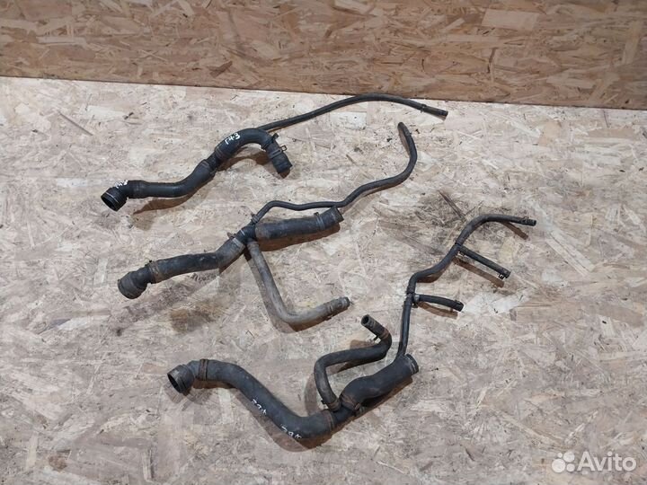 Шланг охлаждения Volkswagen Golf 4 патрубок радиат