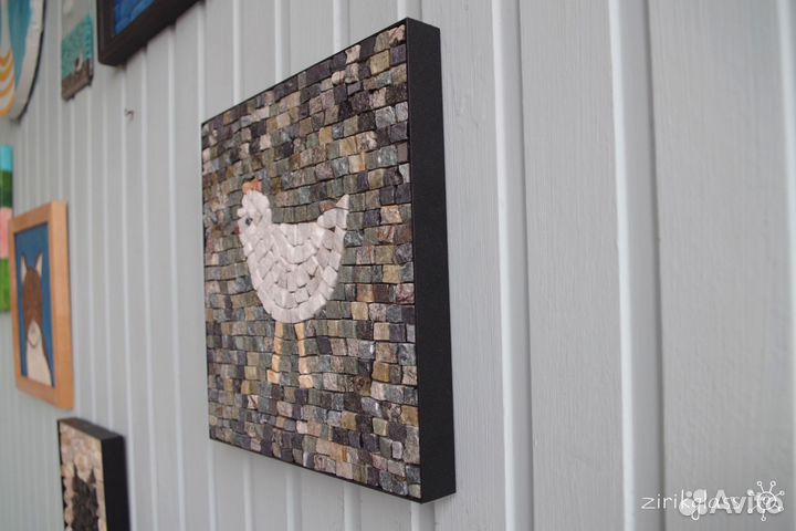 Мозаика из натурального камня. Курица. 20 х 20 см