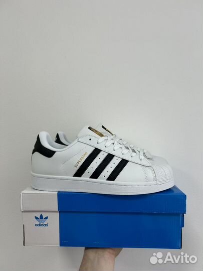 Кроссовки Adidas Superstar белые мужские