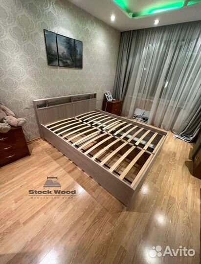 Кровать двуспальная