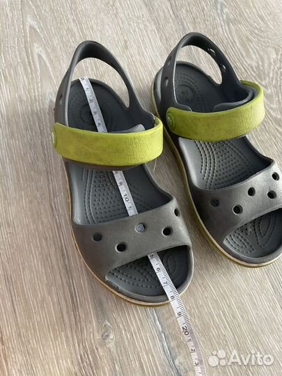 Сандалии crocs для мальчика