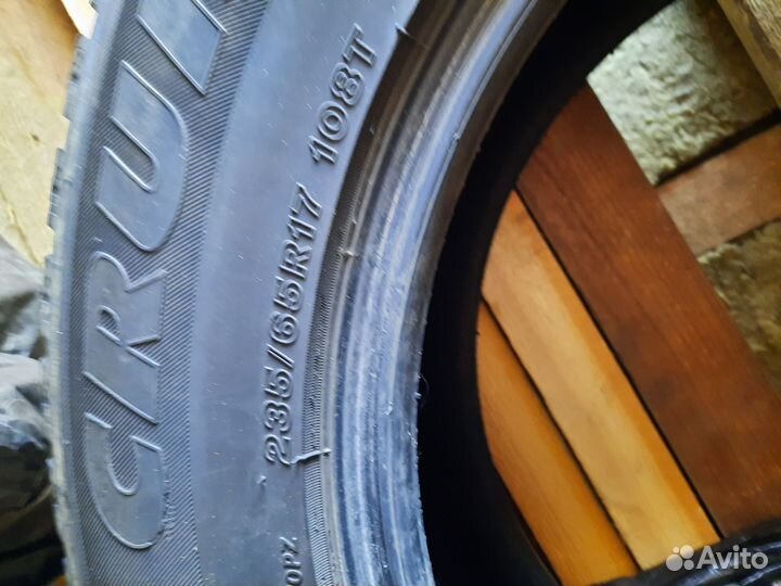 Bridgestone Ice Cruiser 7000 235/65 R17