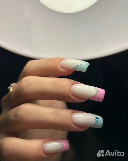 Мастер маникюра