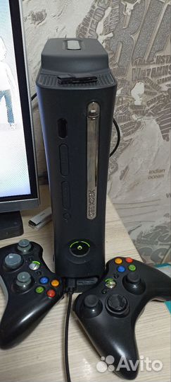Xbox 360 прошитый freeboot + 14 игр торг
