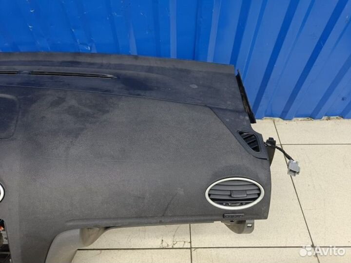 Торпедо (панель салона) Ford Focus 1.4 asdb 2007