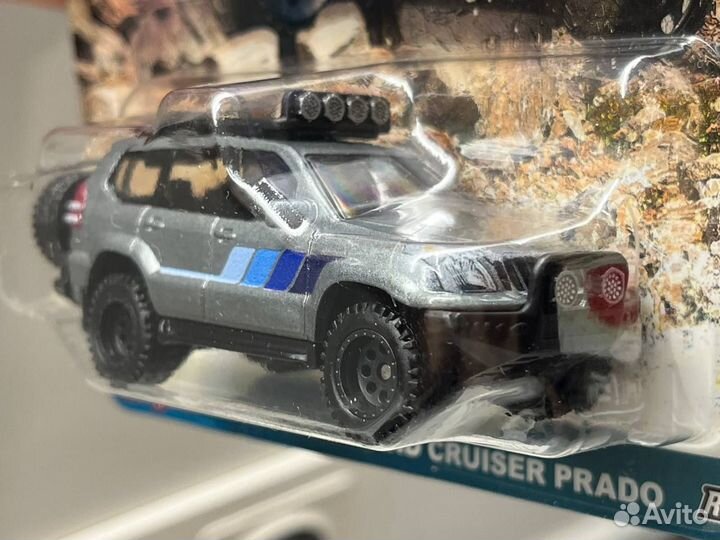 Hot Wheels Premium Toyota Land Cruiser Prado