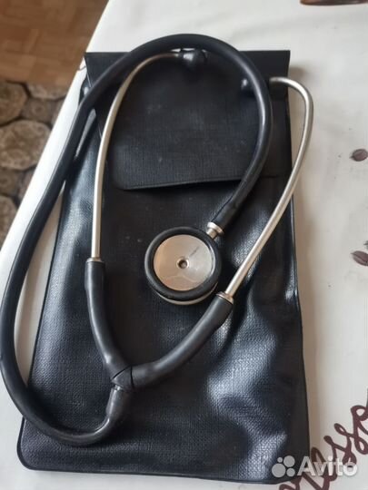 Стерилизатор и Фонендоскоп