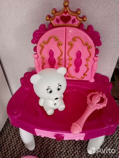 Туалетный столик с зеркалом детский