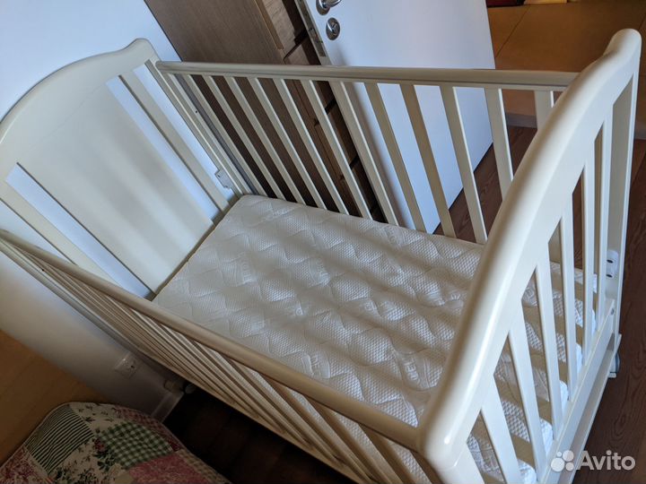 Детская кроватка Feretti с матрасом Pali Deocell