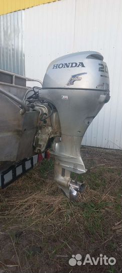 Windboat 42c honda BF20