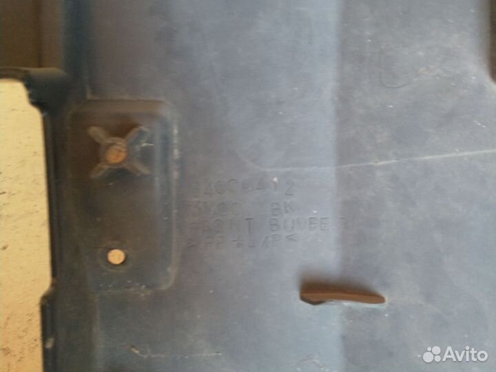 Бампер передний Mitsubishi Pajero 4