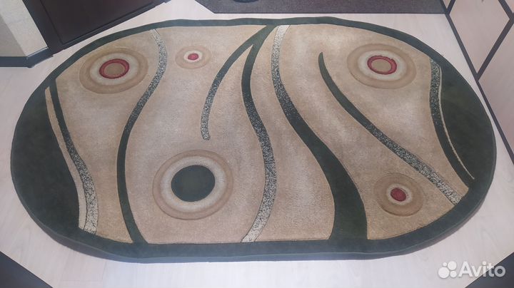 Ковер овальный б/у 1,5 *2,3м