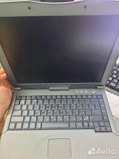 Древний ноутбук