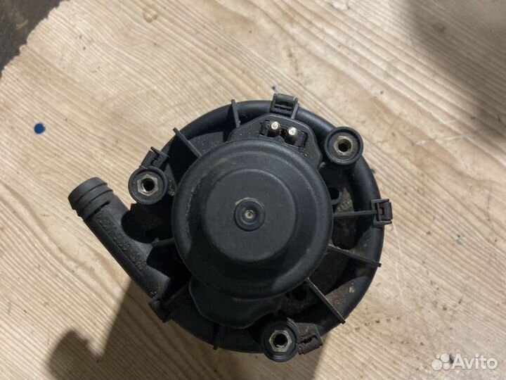 Насос продувки катализаторов Мерседес w220