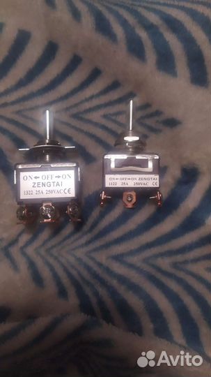 Тумблер трёхпозиционный 25 ампер 250 в для kugoo