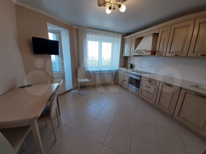 2-к. квартира, 86 м², 9/10 эт.