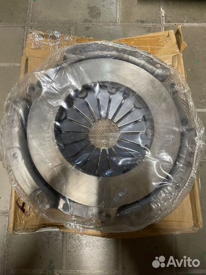 Корзина сцепления Nissan