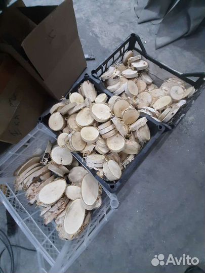 Торцевые спилы для декора, ёлочные игрушки, панно