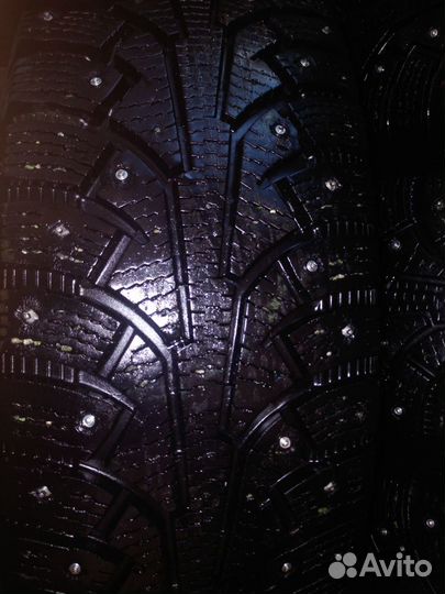 Nokian Tyres Hakkapeliitta 4 225/55 R17