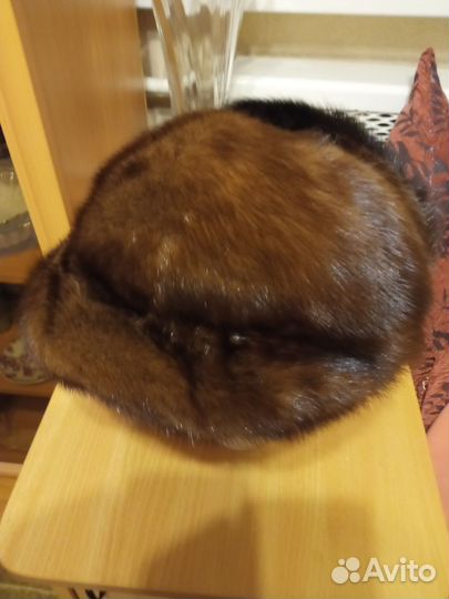 Продам меховую шапку