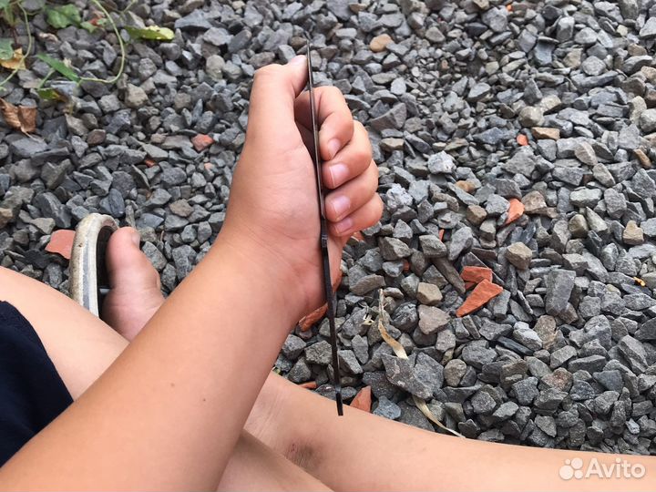 Метательнный нож