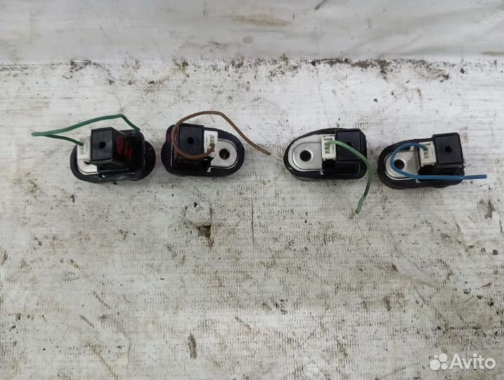 Концевик двери Nissan Note E11