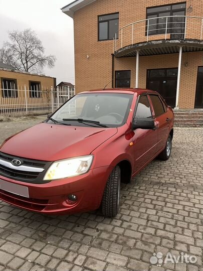 LADA Granta 1.6 МТ, 2013, 170 500 км