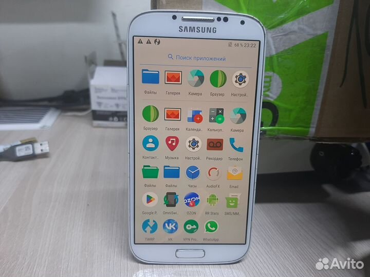 Samsung Galaxy S4 GT-I9500, 2/16 ГБ