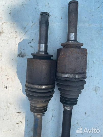 Полуось задняя левая правая привод в сборе TOB50