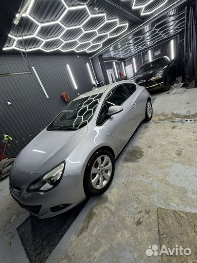 Opel Astra GTC 1.4 AT, 2012, 198 000 км