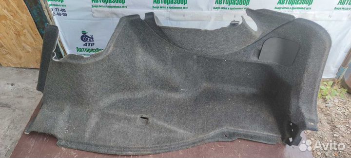 Обшивка багажника правая Honda Accord 8