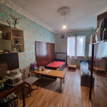 Комната 17 м² в 5-к., 4/5 эт.