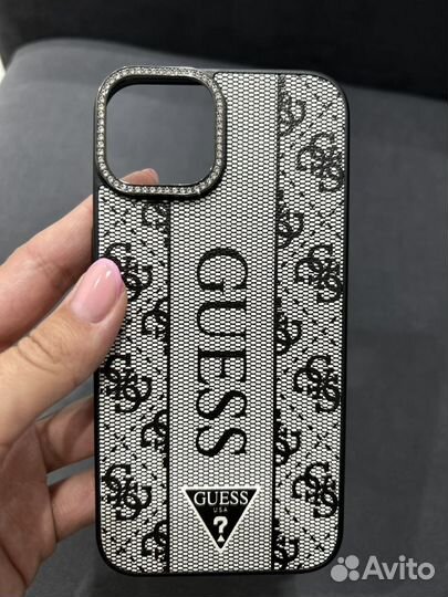 Чехол на iPhone 14 новый Guess