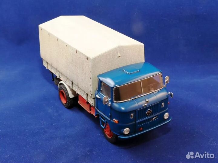 Модель автомобиля IFA W50L 1:43