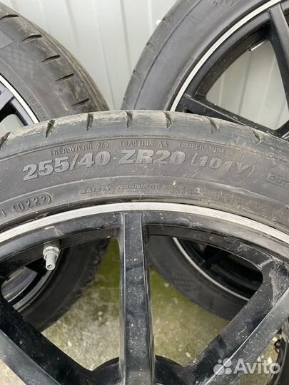 Kumho Ecsta PS91 255/40 R20 и 285/35 R20