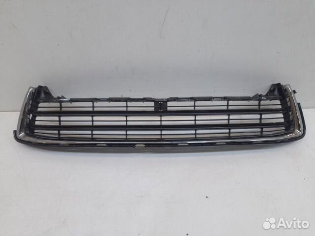 Решетка бампера передняя Toyota Highlander 3
