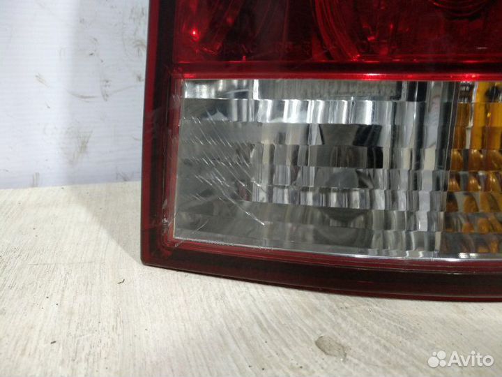 Фонарь правый Ssang Yong Rexton 1 D27DT 2005