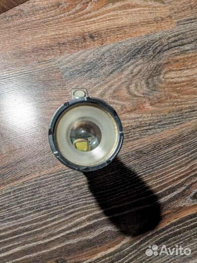Фонарь прожектор с ручкой