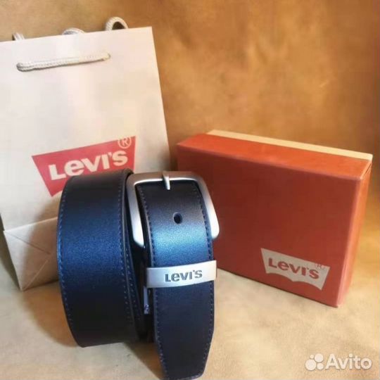 Мужской ремень Levis новый в упаковке