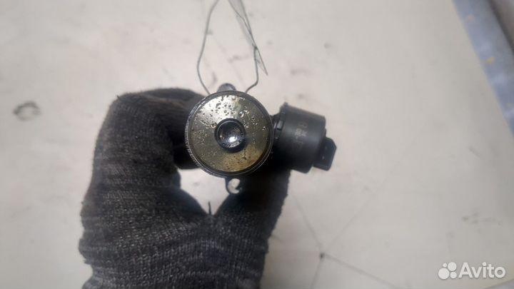 Форсунка топливная Volkswagen Touran, 2009