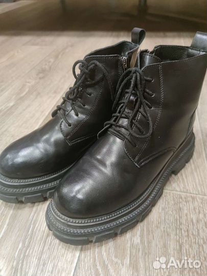 Ботинки женские 38 размера