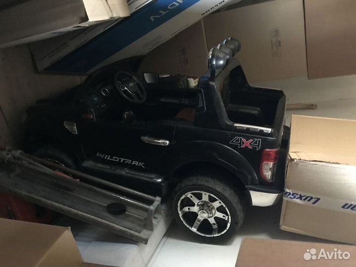 Детская машина на аккумуляторе бу