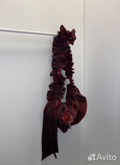 Дизайнерская атласная сумка