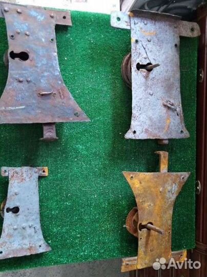 Замки накладные старинные