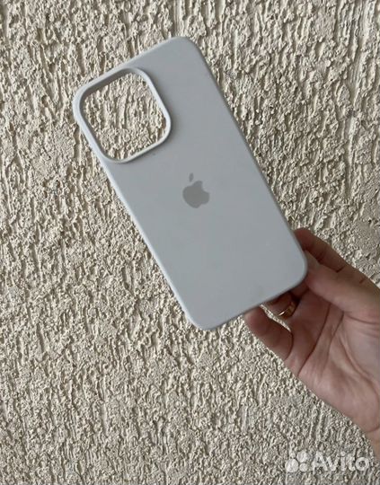 Чехол на iPhone 13 про