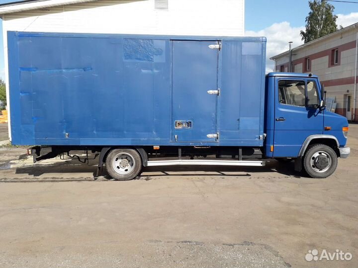 Mercedes-Benz Vario цельнометаллический, 2002