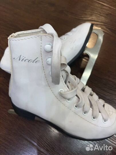 Коньки фигурные детские 31 размер