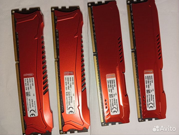 DDR3 2400 HX324C11SR/8 32Gb (4х8Gb)